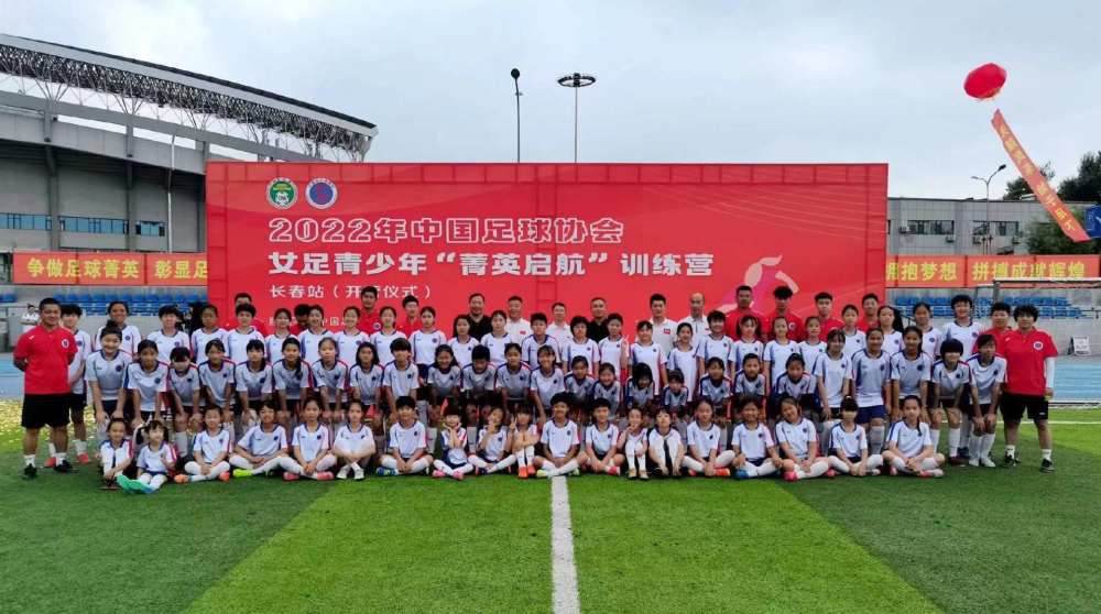 法国电影大师菲利普;加瑞尔的《眼泪之盐》，刚被法国《电影手册》入选为2020年十佳电影
